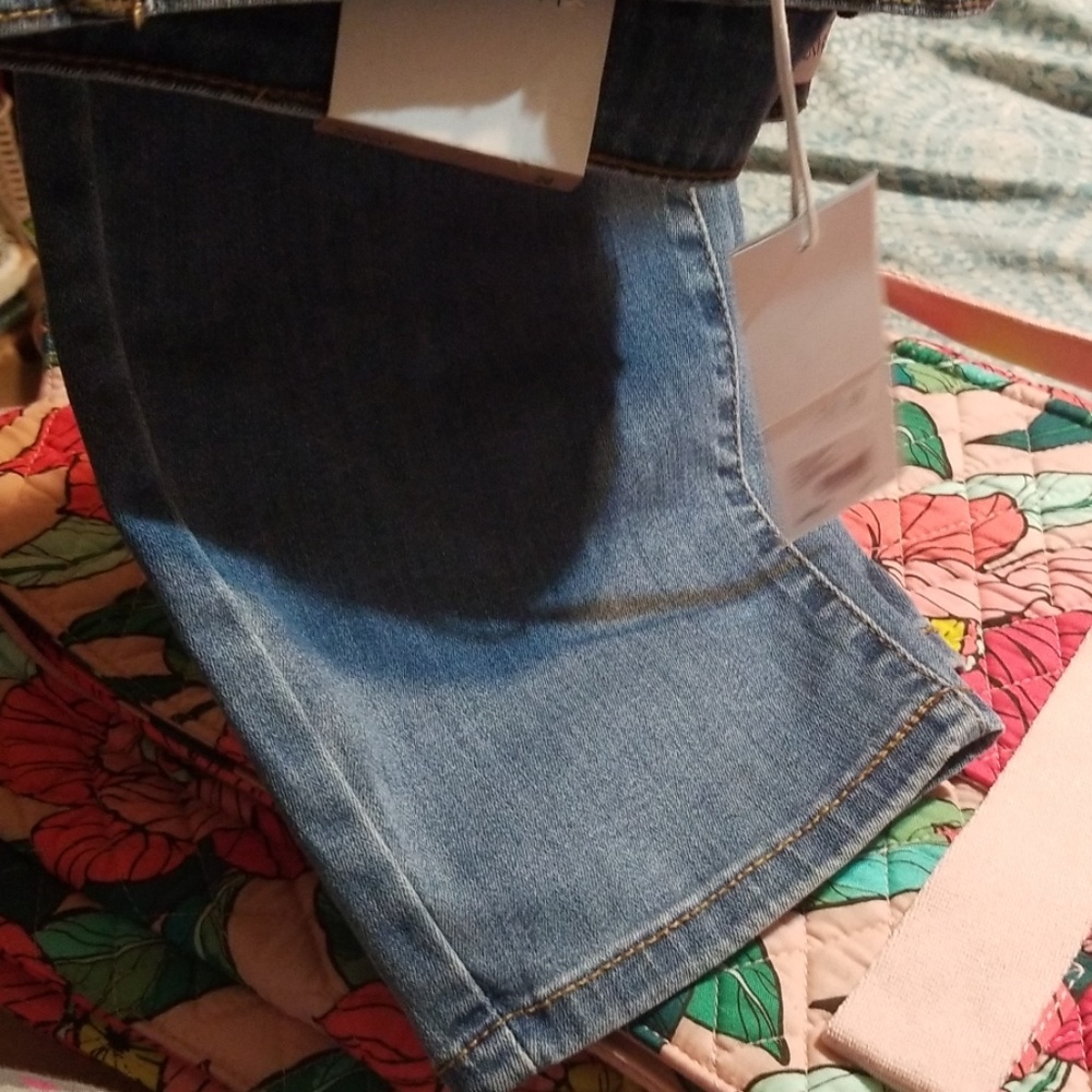 Lane Bryant Mid Rise Jeans - Picture 6 of 6